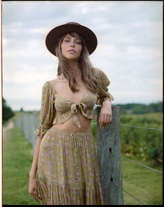 Spell-The-Gypsy-Collective-Aurora-Lookbook-by-Ming-Nomchong-with-Muse-Anna-Zasada-24.jpg