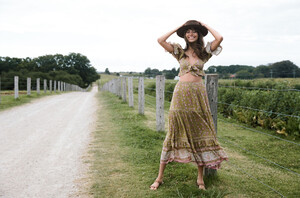 Spell-The-Gypsy-Collective-Aurora-Lookbook-by-Ming-Nomchong-with-Muse-Anna-Zasada-8.jpg