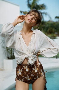 Spell-The-Gypsy-Collective-Between-Sea-Sky-Lookbook-by-Ming-Nomchong-with-Muse-Anna-Zasada-16-1.jpg