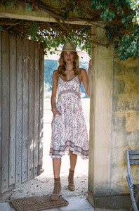 Spell-The-Gypsy-Collective-Maisie-The-Muse-Lookbook-Featuring-Victoria-Germyn-1.jpg