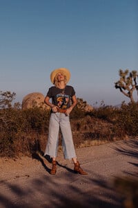Spell-The-Gypsy-Collective-Wild-Love-Shot-in-Palm-Springs-by-Oh-So-Mellow-Jamie-Green-35.jpg