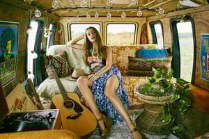 Spell-and-the-Gypsy-Collective-Festival-17-Collection-muse-Annalise-McLachlan-by-Ming-Nomgchong39.jpg
