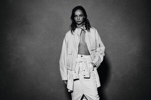 Superdry-Spring-Summer-2020-Campaign02.thumb.jpg.89f8220553fe2c5e606bd72ee0c2e2ad.jpg