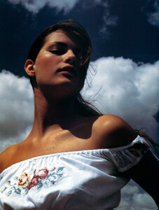 Vogue_Brasil_n268_2000_phJacquesDequeker_IsabeliFontana_06.JPG