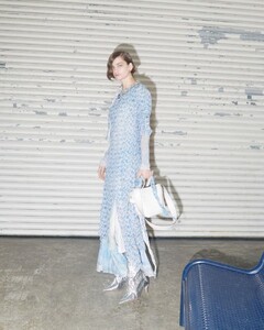 acne-studios-spring-2020-ad-campaign-photos-the-impression-012744498c259a67da95c69263652e7e499_thumb.jpg