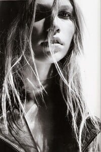 aline-kasia-012.thumb.jpg.e42ecbaa9de3a503c212a22193d1fcd7.jpg