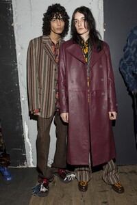 backstage-defile-marni-automne-hiver-2019-2020-milan-coulisses-112.thumb.jpg.38c857ce0d30d82d00fc0b5d4ca8eff8.jpg