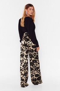 black-plant-pretend-floral-wide-leg-pants.jpeg