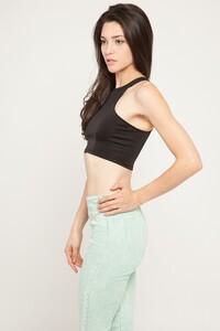 clothing-cropped-cod-t-3468_black_3.jpg