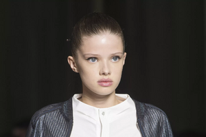 detail-defile-shiatzy-chen-printemps-ete-2020-paris-detail-23.thumb.jpg.4c22bd252acffd561746529ac62511d3.jpg