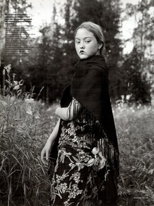 devon_aoki_vogoct1998_7.jpg