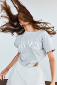 grace-loves-lace.shop_.occasion-and-bridesmaids.grace-tee_002.jpg