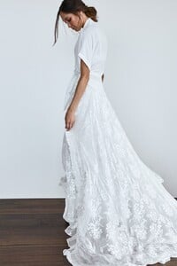 grace-loves-lace.shop_.wedding-dresses.loyola-essential-set_004.jpg