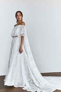 grace-loves-lace.shop_.wedding-dresses.loyola-set_020.jpg