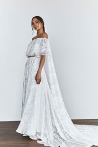 grace-loves-lace.shop_.wedding-dresses.loyola-set_040.jpg