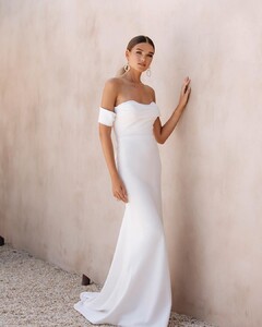 janehillbridal_92007960_290284111960214_9106793436289736237_n.jpg