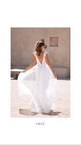 janehillbridal_92699936_220275609039985_8009268452372355109_n.jpg