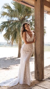 janehillbridal_92888241_233631714355540_7173496092459842861_n.jpg