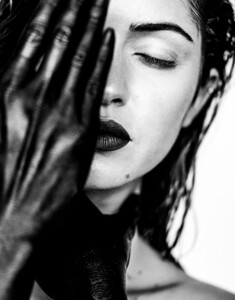 jehanne-gigi-paris_kesler-tran-2.thumb.jpg.2227cdbbf32975a9f234aab5469edfe1.jpg