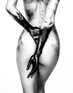 jehanne-gigi-paris_kesler-tran-3.thumb.jpg.2f73b4ca356773abde6c7a5e56de16f6.jpg