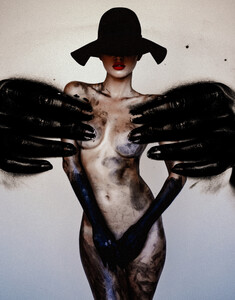jehanne-gigi-paris_kesler-tran-4.thumb.jpg.0fd3f9a486de223ca4ef914723395cac.jpg