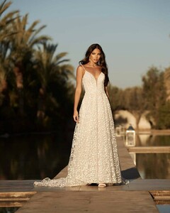 madilanebridal_94559665_927404101048443_6198874780875230915_n.jpg