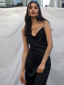 meta-dress-black-1.jpg
