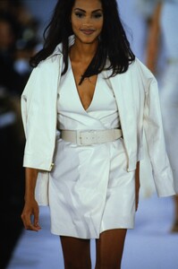 michael-kors-ss-1992-stephanie-roberts.thumb.jpg.4629e312ec5d705400f2651c861f149b.jpg