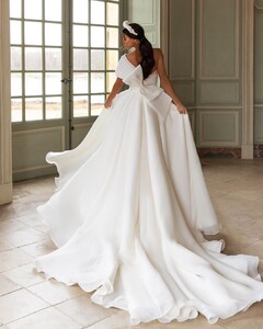 pollardi_fashion_group_94729144_133824811559026_7699743405727370682_n.jpg