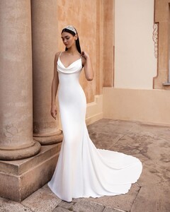 pronovias_81343599_3805224716185211_5065547160841210657_n.jpg