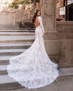 pronovias_93264245_676294853136006_6451693415720949315_n.jpg