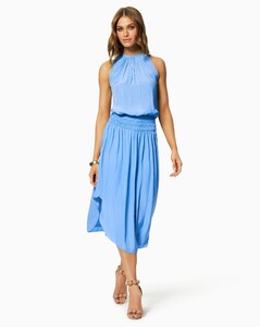 rtw_2020_04_s3_A0117302_audrey_dress_cloud_blue_10405.thumb.jpg.084112554319dc21d4e9ef4f3ee68a35.jpg