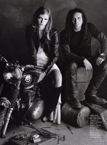 toughluxe_bwgbal04.jpg