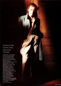 vogue_uk_sept_1988_17.thumb.jpg.3351a895a6a6e26bc703242acbd2167e.jpg