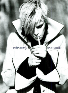 von_Unwerth_Vogue_Italia_April_1994_01.thumb.png.a18333ce35982fdb8dc04625b60723e3.png
