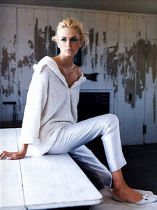winterwhite_bwpdkb06.jpg