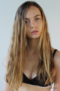 000000555954-emma_boyd-fit.thumb.jpg.07756e72fd1b9119a32dd639bf173996.jpg