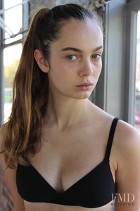 000000555958-emma_boyd-fit.thumb.jpg.22b19bcccd0377b72104ebe39fd56e88.jpg