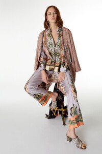 00022-etro-milan-pre-fall-19.thumb.jpg.e4010cb5d993adb65fe9ee30cb73b015.jpg