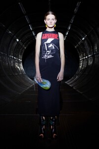 00025-Christopher-Kane-Resort-20.thumb.jpg.4d9fb7ef35da0d7de3e289cf7ddca549.jpg