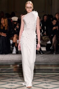 00028-antonio-grimaldi-paris-couture-spring-19.thumb.jpg.2e4a73ccb48df55466946af3bb8d8ab9.jpg