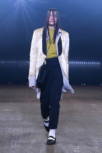 00032-Marni-Menswear-Fall-20.thumb.jpg.bfd475986c59b4cd57583cf1e1560a13.jpg