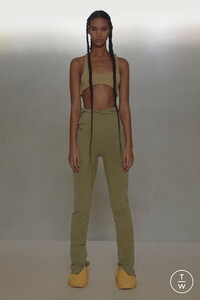 02-200302-22-yeezy-jackie-nickerson-0015-072e5d.thumb.jpg.edfb518d7e311a28a7b62d6ddebaa5e5.jpg
