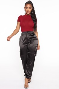 03-05-20_Studio_4_MS_ES_15-06-42_48_RT62597_Wine_7920_JK.jpg