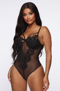 03-28-19_Studio_2_RM_15-12-33_37__18T201N_Black_P_0763_RA.jpg