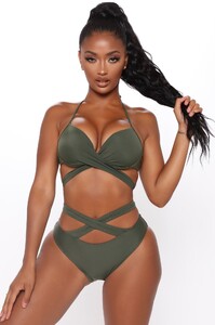 05-21-20Studio4_RM_BB_13-52-16_21_HT4041_Olive_JK.jpg