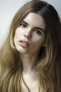 074.thumb.jpg.72f329c9068e56223c74f7b0df89dff6.jpg