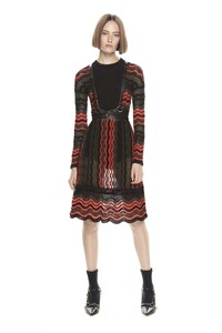 09-m-missoni-pre-fall-2017.thumb.jpg.5c04982b717fea720ad38f2f5f01186f.jpg