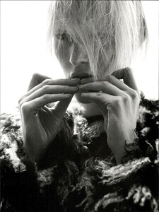ARCHIVIO - Vogue Italia (September 1997) - ﻿Fall Collections - 007.jpg
