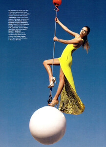 Harper's Bazaar US (March 2007) - Va Va Vroom! - 005.jpg